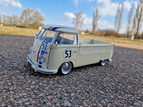Pritsche mit 15 - t1,