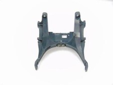 VERKLEIDUNGSHALTER FRONT