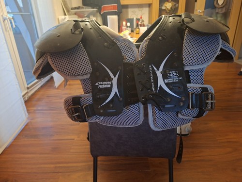 Champro predator shoulderpad - predator,