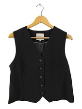 MY ESSENTIAL WARDROBE