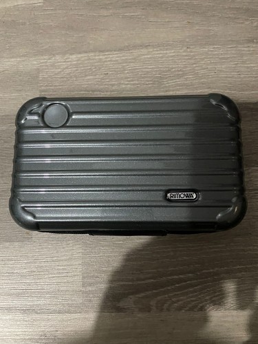 Rimowa amenity kit - rimowa,
