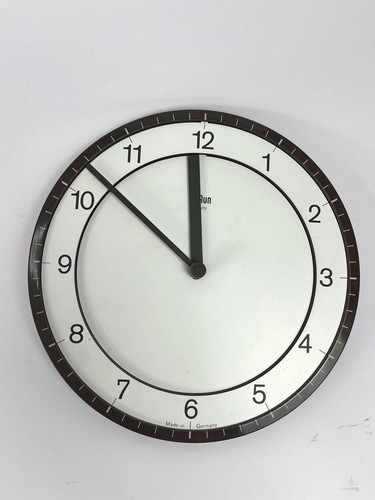 Braun wanduhr weiß - braun,