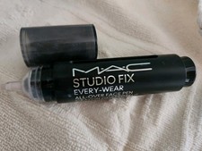 MAC Studio Fix Every-Wear All-Over Face Pen NW13
