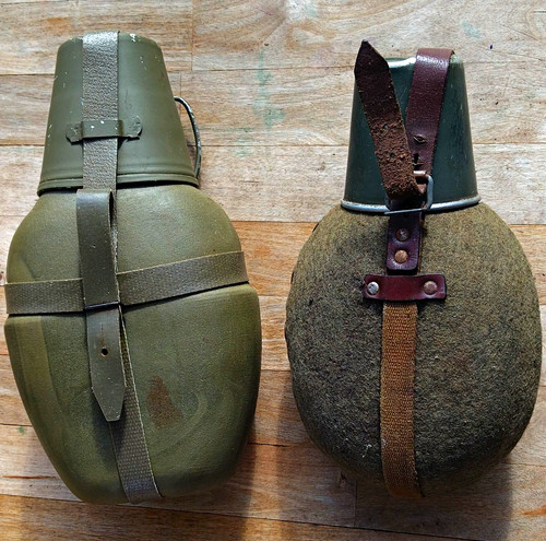 Nva feldflaschen altes - 2x,