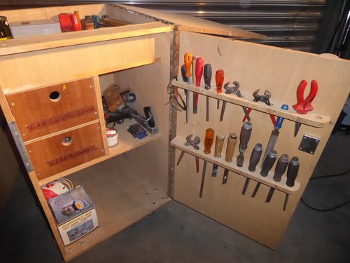 Werkzeugwagen holz mit inhalt - werkzeugwagen,