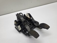 Ford KA 2 RU8 - Pedal Kupplung Bremse 0051871752 (00)