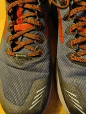 Brooks Laufschuhe Herren Gr. 44 Cascadia 16 kaum getragen