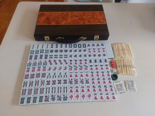 Mahjong spiel koffer - mahjong, im