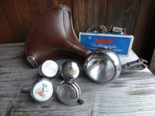 Konvolut Fahrradteile wie Sattel, Lampe, Kette von Union in OvP usw.