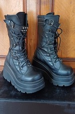 Demonia High Rise Stiefel Shaker Schwarz Gothic Plateau 39