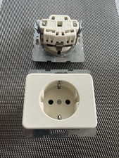 Berker Modul MB Steckdose Cremeweiß