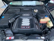Audi S8 Motorabdeckung für D2 4D