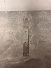 ASSA ABLOY EFF EFF Schließblech für Einsatzstück/ E-Öffner DIN R (E303)