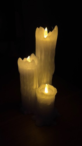 Kerzenhalter mit flackernden - kerzenhalter,