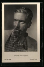 Schauspieler Albrecht Schoenhals raucht eine Pfeife, Ansichtskarte 