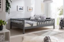 ANGEBOT Bodenbett "Mio" inkl. Rollrost B-WARE Kiefer massiv Hell grau 140x200 cm