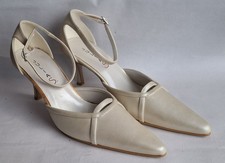 Julia S. Damen Pumps - Hochzeitsschuhe - Creme - Gr. 40 - NEU