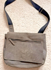 Jost Schultertasche