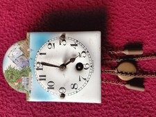 Antike Puppenuhr Wintermantel