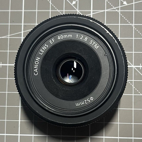 Canon 40mm 8 stm - 40mm, f/2.8