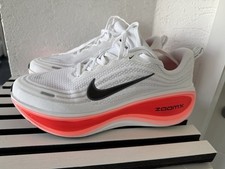 Nike Vomero Plus Neu Sneaker
