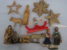 Alte Krippenfiguren aus einer