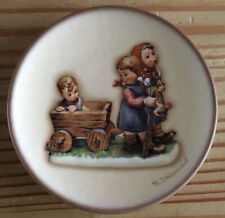 Goebel Hummel Frohe Fahrt Hum 887 Pleasant Journey Motif 1987 Plate Series