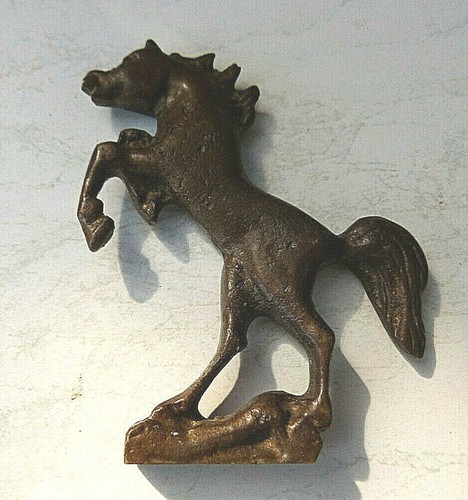 Stehendes pferd messing - stehendes,