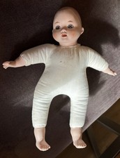 Alte Puppe von Alberon