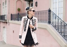 ZARA Rosa Samt Military Nude