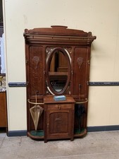 Antike Art Deco Garderobe mit