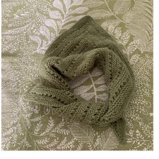 handmade gestrickter
