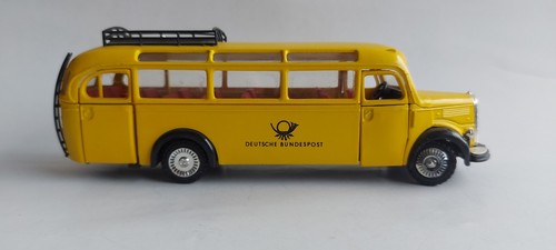 Nzg 218 40 mercedes - 1/40, 0
