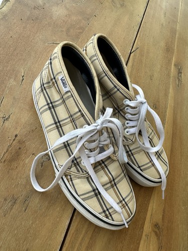 Vans the wall sneaker - vans, of