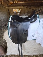 County Dressursattel 17“