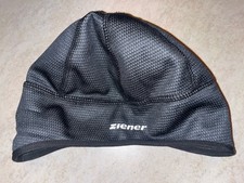 Helm-Haube-Mütze Ziener