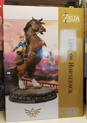 Legend zelda statue link on - statue,