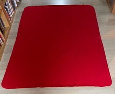 Tagesdecke Fleecedecke 166 x 198 cm, 1 Seite rot, 2. Seite orange 100% Polyester