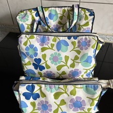 Kosmetik Kulturtasche Set 3 Größen Blumen geräumig Reißverschl.außen einwandfrei
