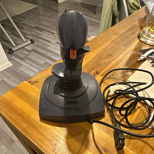Logitech trust extreme - trust,