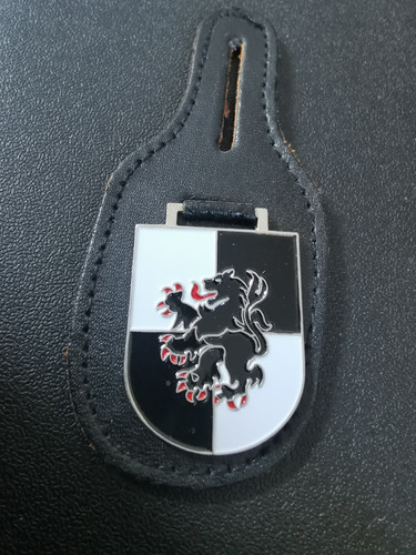 Brustanhänger