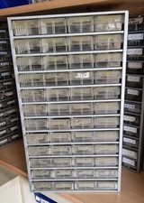 Kleinteilemagazin Metallrahmen