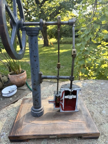 Schnittmodell dampfmaschine - schnittmodell,