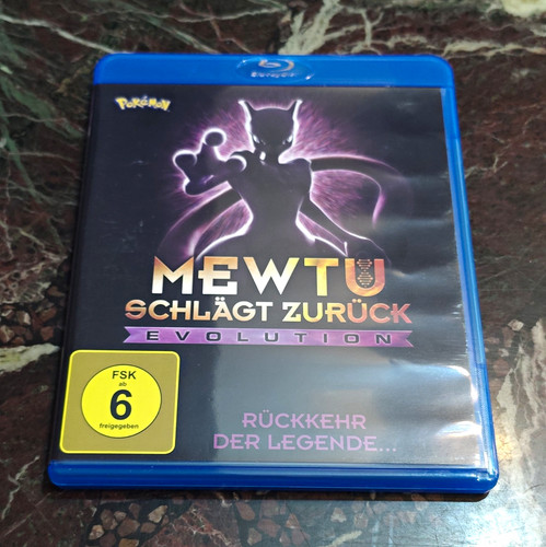 Pokémon mewtu schlägt - mewtu,