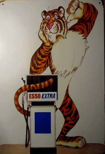 Esso extra retro - extra,