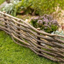 Beeteinfassung Holz Haselnuss