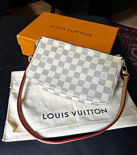 Louis vuitton pochette - louis,