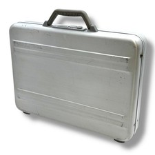 Zero Halliburton Aluminium