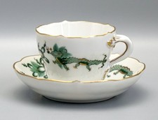 Meissen Moccatasse mit Untertasse reicher grüner Drache. 1 Wahl.