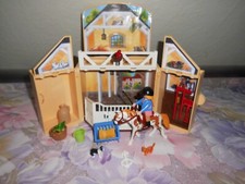 Playmobil Reiterhof zu mitnehmen  viel Zubehör abschliessbar und Pferdekutsche